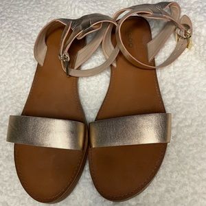 Aldo Sandals